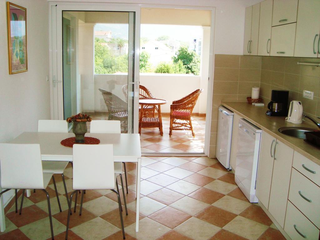 Apartments Rolovina Tivat Room photo