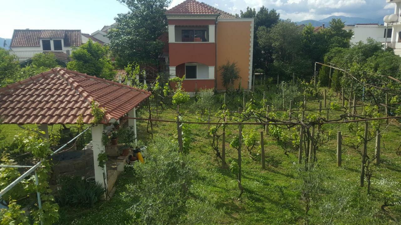 Apartments Rolovina Tivat Exterior photo